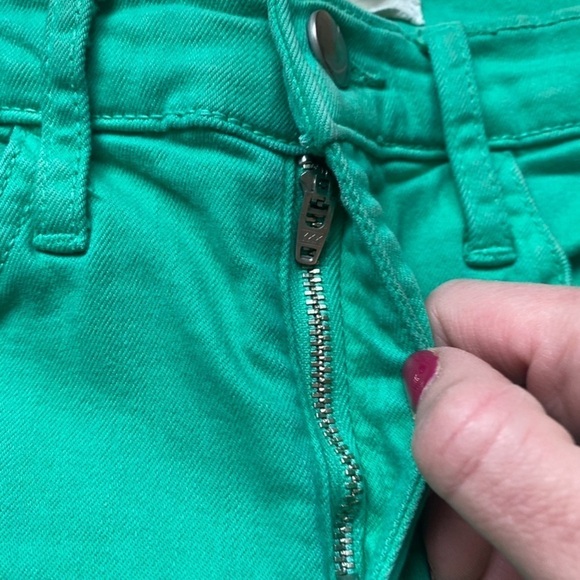 Joe’s Jeans colored shorts size 24 - Picture 7 of 10